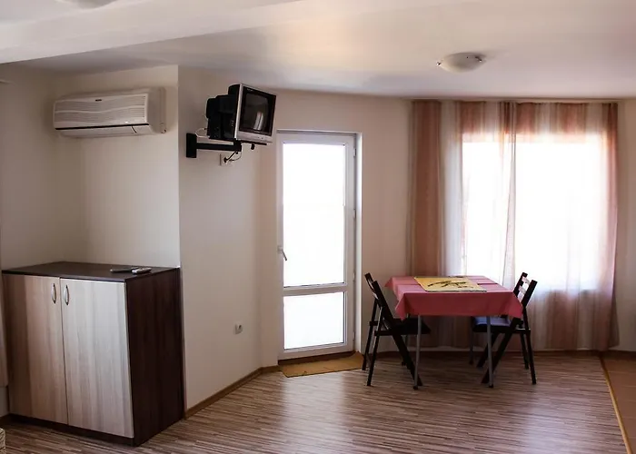 Maris Гостевой дом 2*