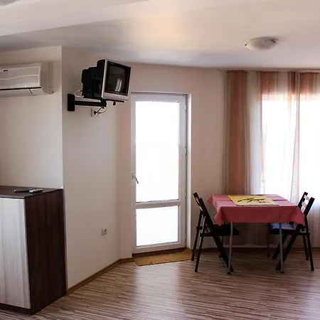Maris Guest house 2*